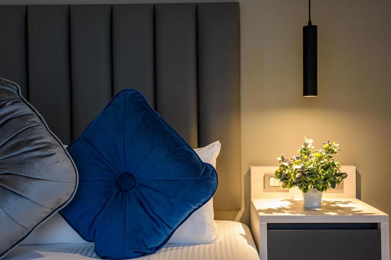 4 Sur Hotel Medellín 4*,