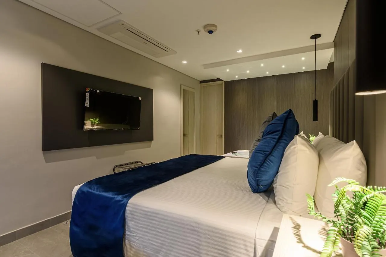 4 Sur Hotel Medellin 4*,