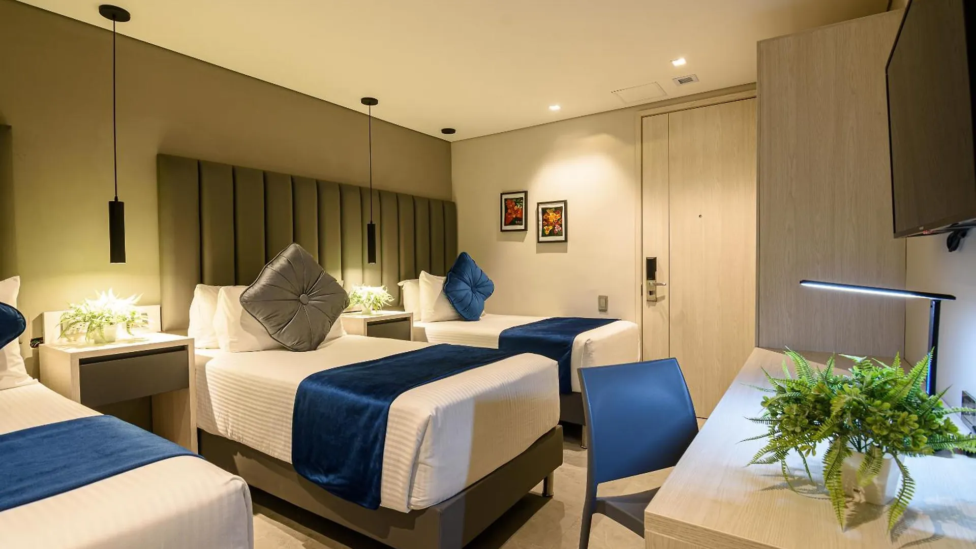 4 Sur Hotel Medellin