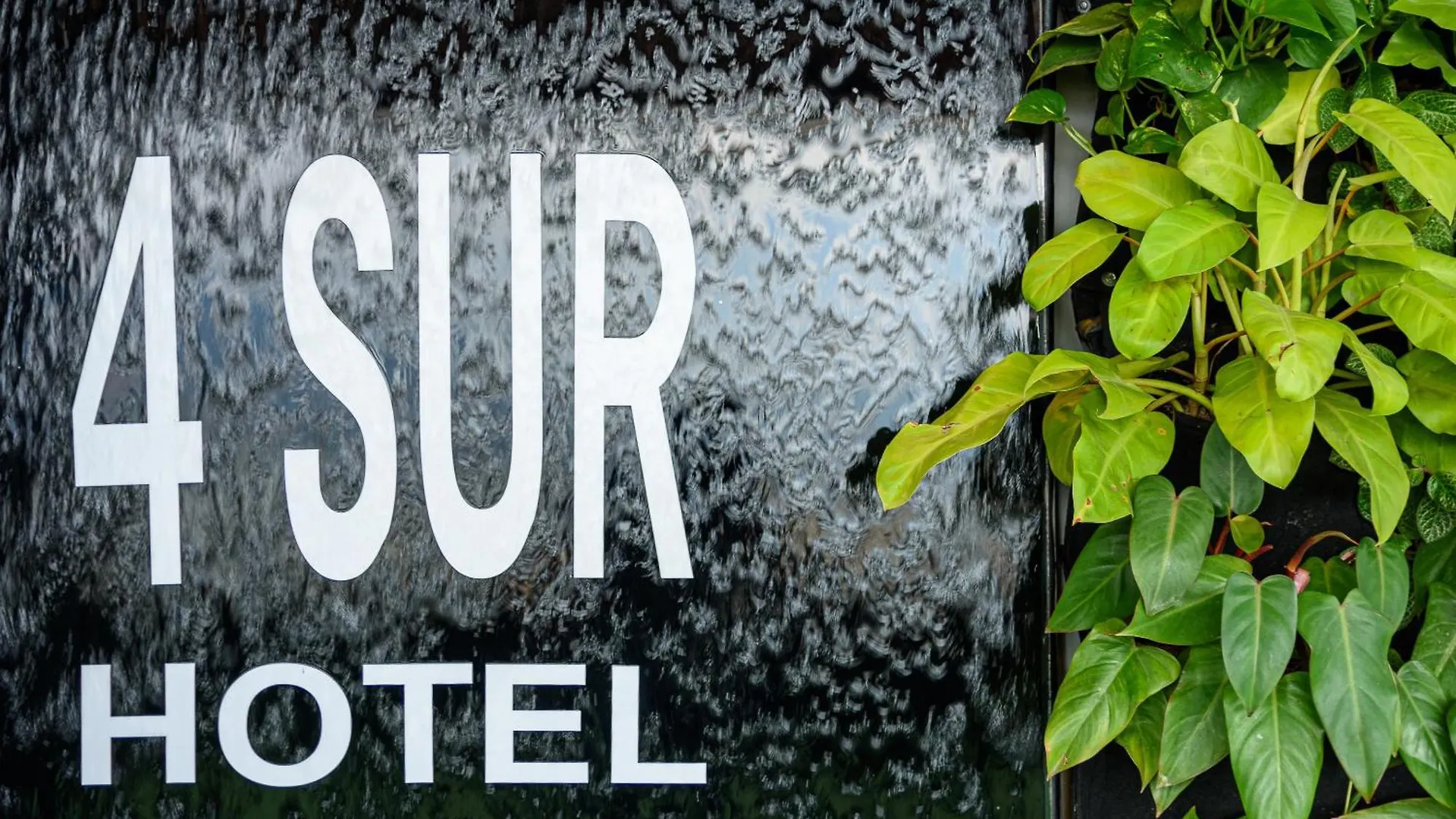 4 Sur Hotel Medellin 4*,