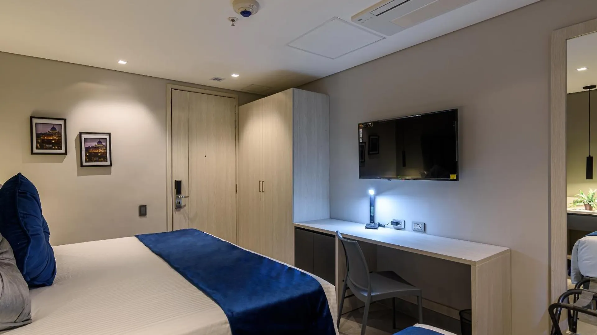 4 Sur Hotel Medellin