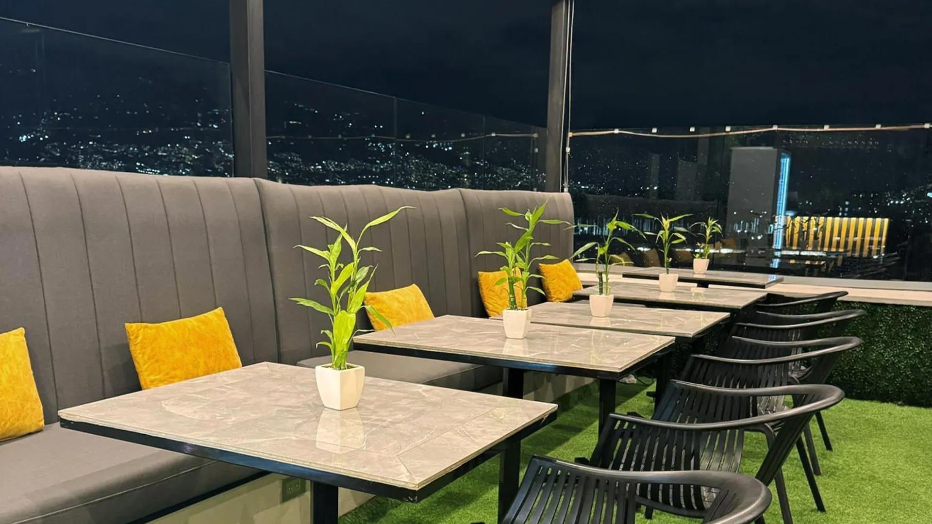 4 Sur Hotel Medellin